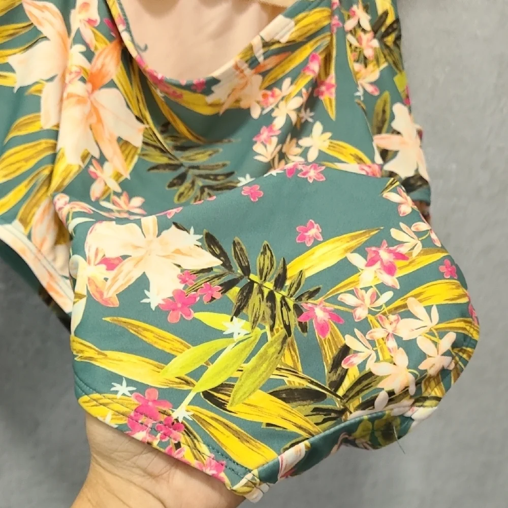 Kona Sol Floral One‎ Piece Swimsuit - Green and Pink Nowt